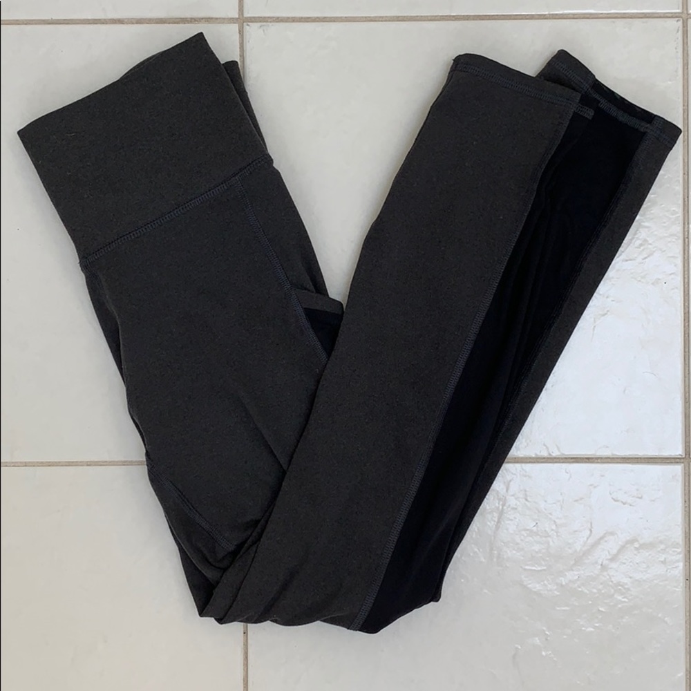 Fabletics grey and black mesh pocket leggings